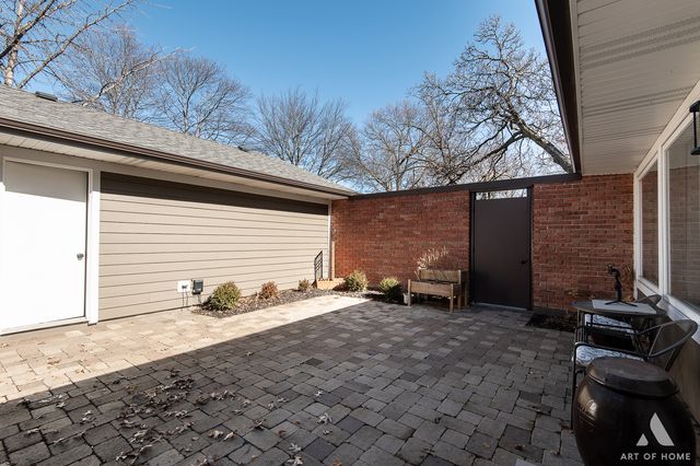 2 Stuart On Oxford Street, Rolling Meadows, IL 60008