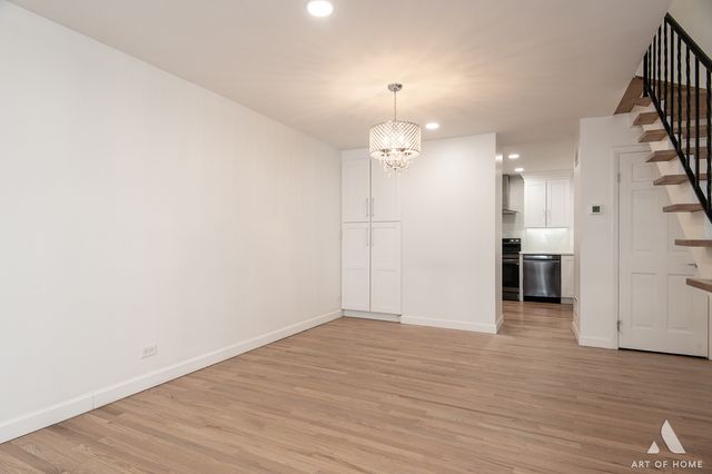 2 Stuart On Oxford Street, Rolling Meadows, IL 60008