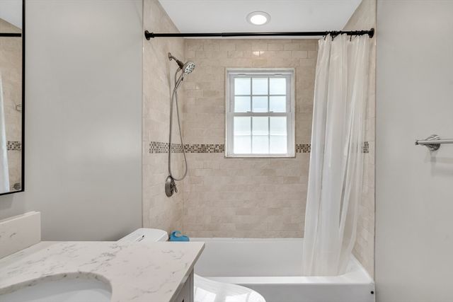 7 Liana, Woburn, MA 01801