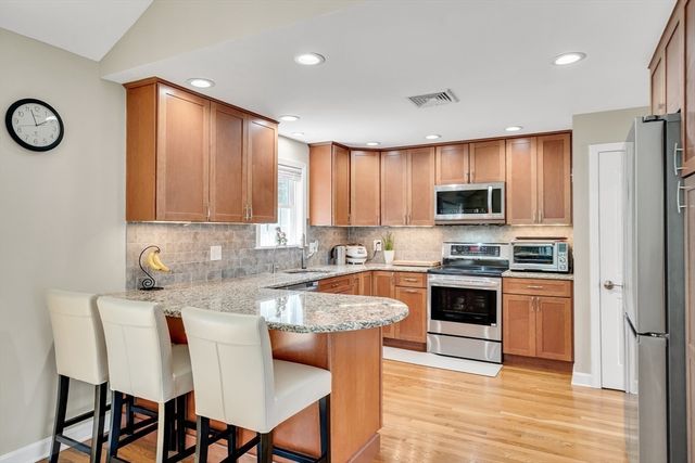 7 Liana, Woburn, MA 01801