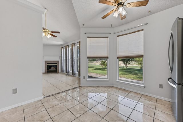 4571 Top Flight Drive, Crestview, FL 32539