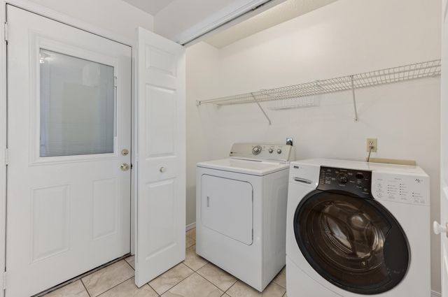 4571 Top Flight Drive, Crestview, FL 32539