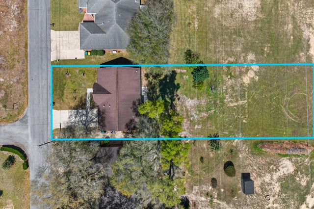 4571 Top Flight Drive, Crestview, FL 32539