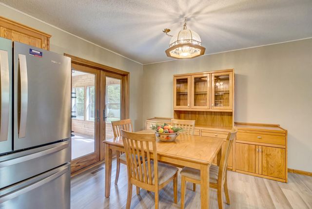 9707 Heath Avenue S, Cottage Grove, MN 55016