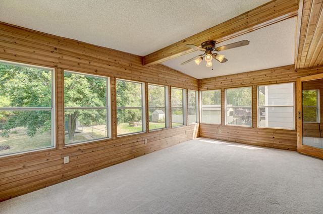 9707 Heath Avenue S, Cottage Grove, MN 55016