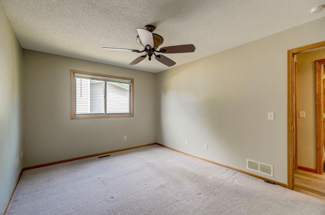 9707 Heath Avenue S, Cottage Grove, MN 55016