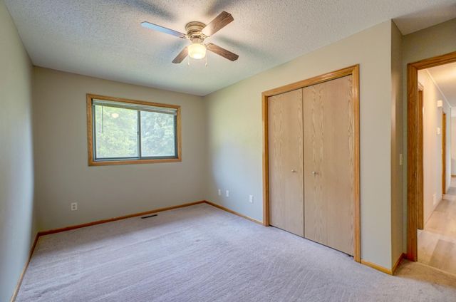 9707 Heath Avenue S, Cottage Grove, MN 55016