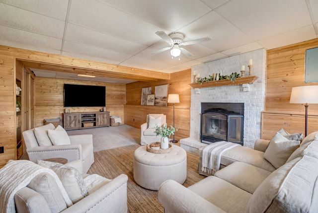 9707 Heath Avenue S, Cottage Grove, MN 55016