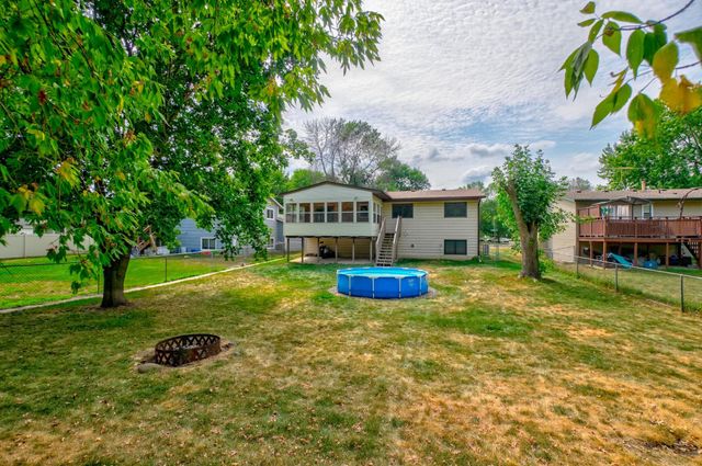 9707 Heath Avenue S, Cottage Grove, MN 55016