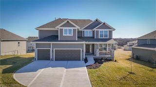 2717 W Park Street, Olathe, KS 66061
