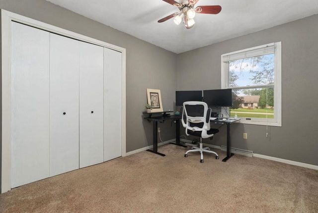 7791 N Honeysuckle Lane, Edgerton, WI 53534