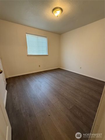 912 Marion Street, Centralia, WA 98531