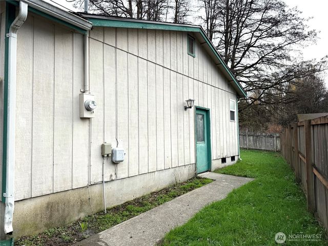 912 Marion Street, Centralia, WA 98531