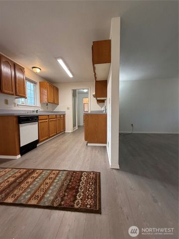 912 Marion Street, Centralia, WA 98531