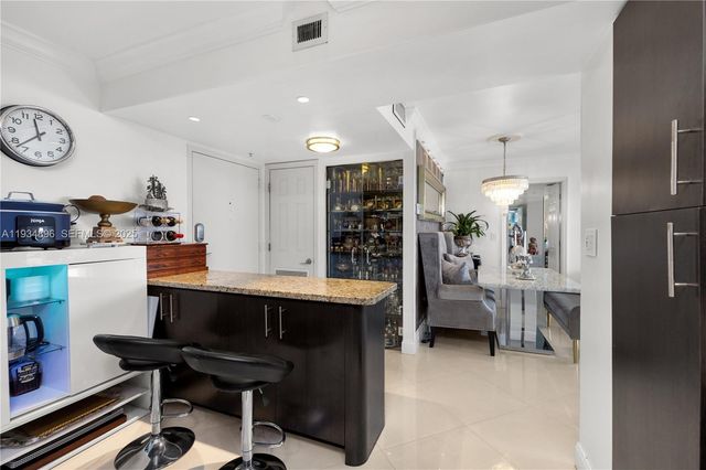 2750 NE 183rd St 2710, Aventura, FL 33160