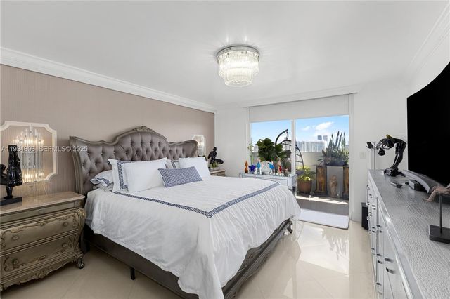 2750 NE 183rd St 2710, Aventura, FL 33160