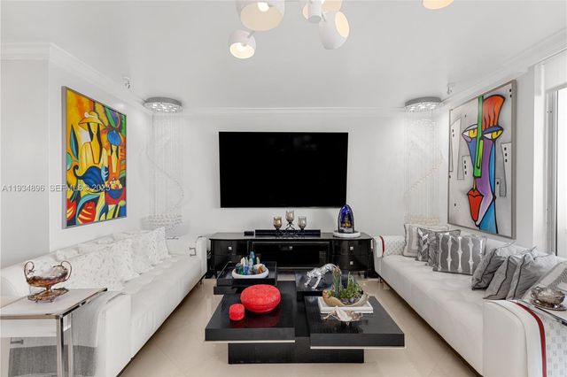 2750 NE 183rd St 2710, Aventura, FL 33160