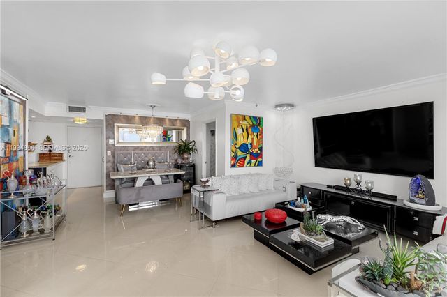 2750 NE 183rd St 2710, Aventura, FL 33160