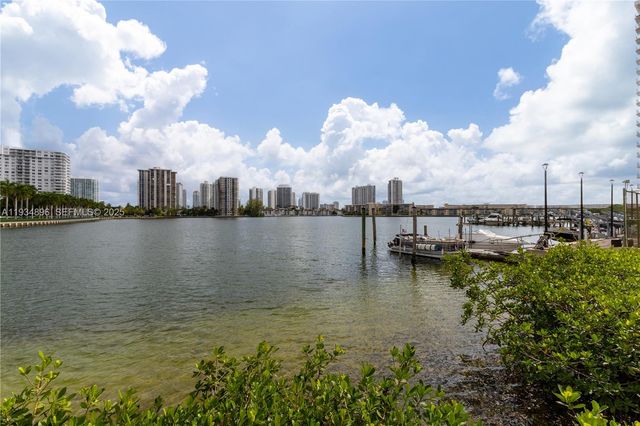 2750 NE 183rd St 2710, Aventura, FL 33160