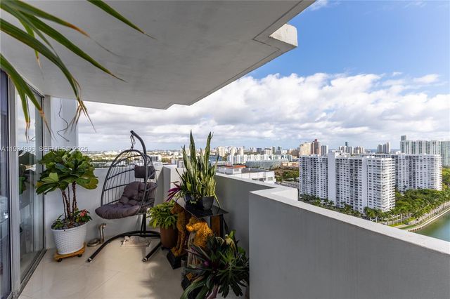 2750 NE 183rd St 2710, Aventura, FL 33160