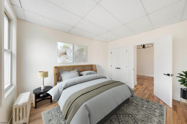 41 New St, Jersey City, NJ 07305