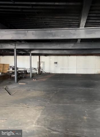 726-728 W 3RD ST, Chester, PA 19013