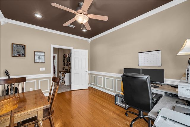 505 Elk Drive, Elm Springs, AR 72762