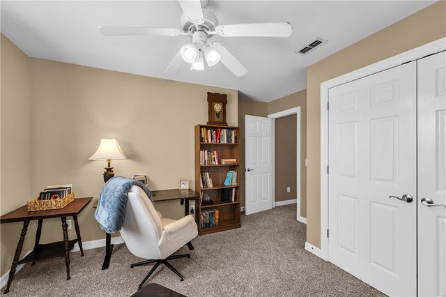 505 Elk Drive, Elm Springs, AR 72762