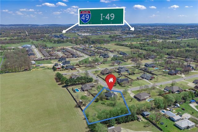 505 Elk Drive, Elm Springs, AR 72762