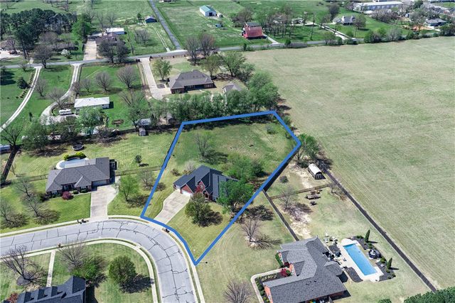 505 Elk Drive, Elm Springs, AR 72762