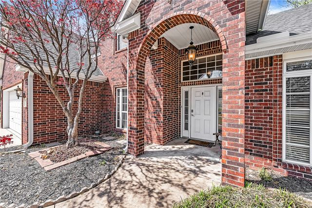 505 Elk Drive, Elm Springs, AR 72762