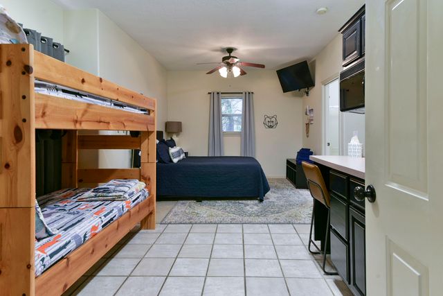 131 Oak Lane, Branson West, MO 65737