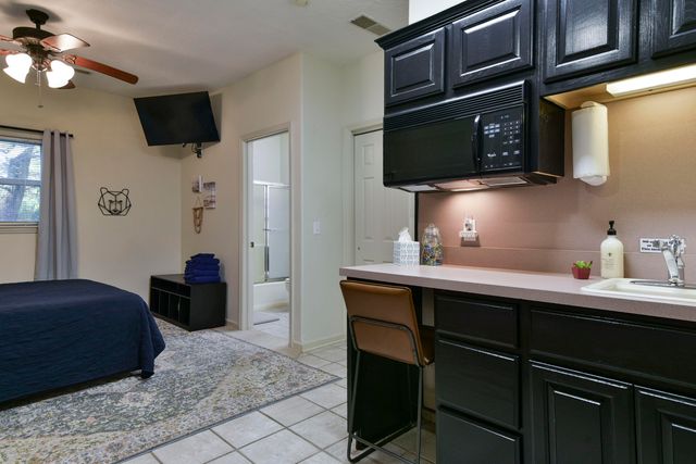 131 Oak Lane, Branson West, MO 65737