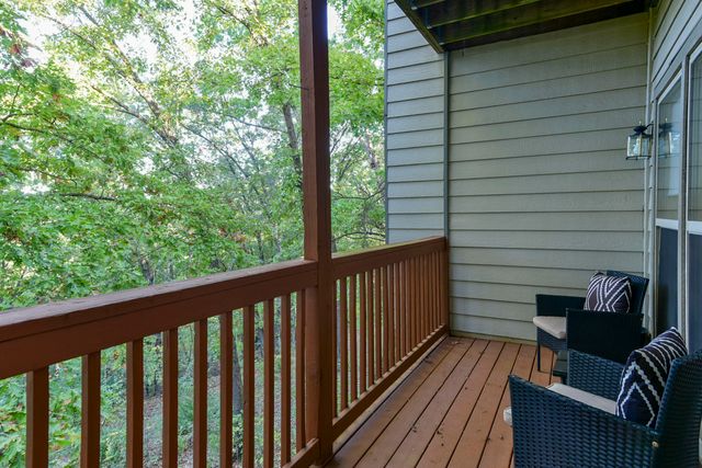 131 Oak Lane, Branson West, MO 65737