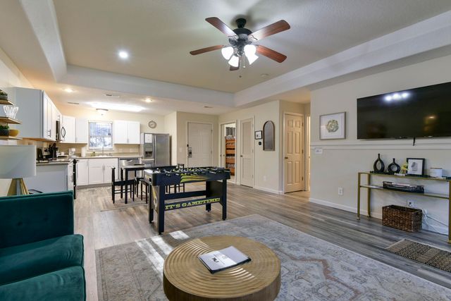 131 Oak Lane, Branson West, MO 65737