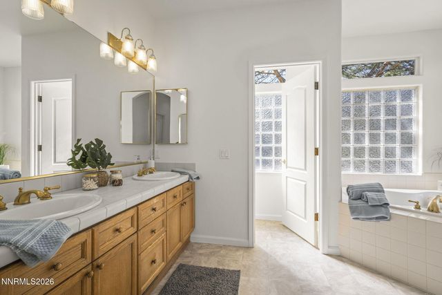 4791 W Creek Ridge Trail, Reno, NV 89519