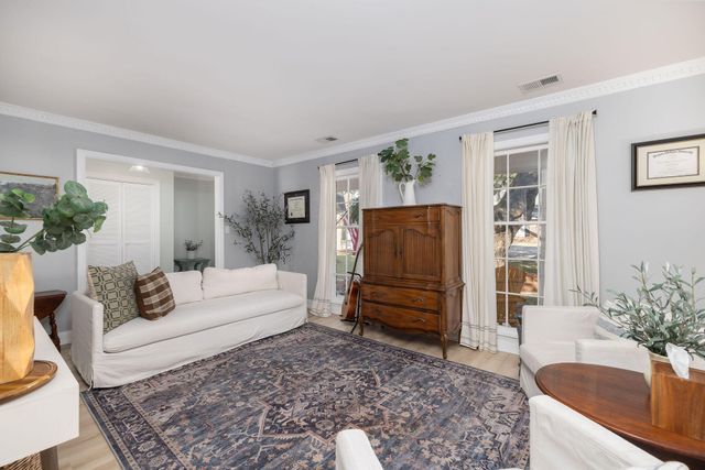 1045 Yeamans Hall Road, Hanahan, SC 29410