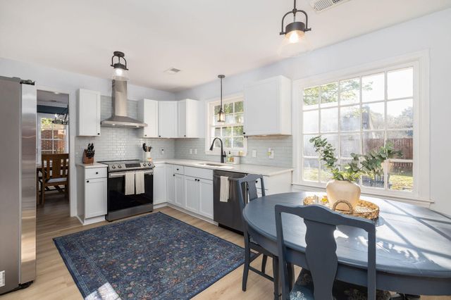 1045 Yeamans Hall Road, Hanahan, SC 29410