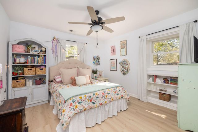 1045 Yeamans Hall Road, Hanahan, SC 29410