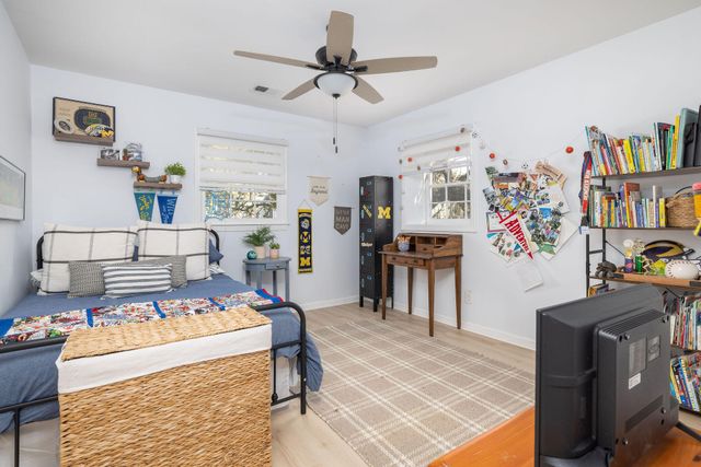 1045 Yeamans Hall Road, Hanahan, SC 29410