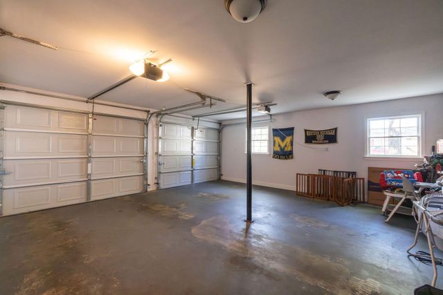 1045 Yeamans Hall Road, Hanahan, SC 29410