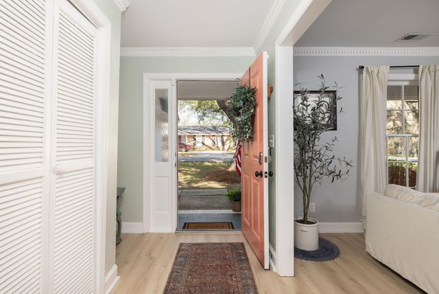 1045 Yeamans Hall Road, Hanahan, SC 29410