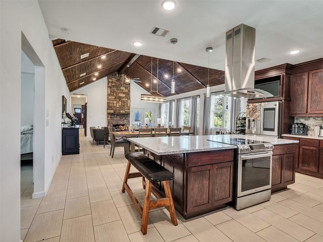 625 Pittman Road, Richmond, TX 77469