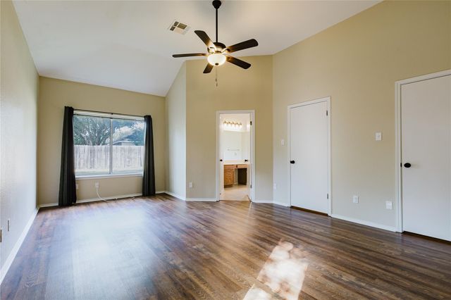6614 Bramber LN, Austin, TX 78754