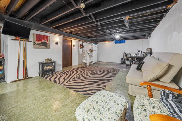16243 Secretariat Avenue, Roseville, MI 48066