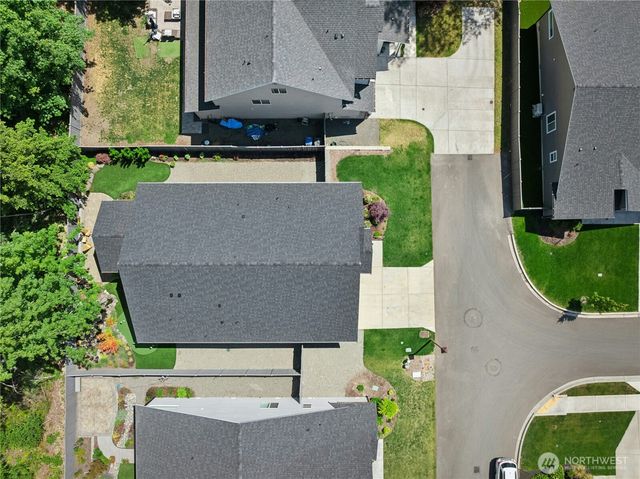 18599 Sawgrass Drive NE, Poulsbo, WA 98370