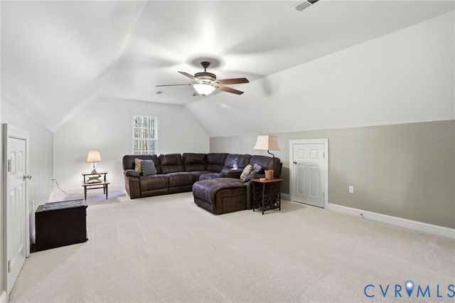 17192 Katy Ln, Beaverdam, VA 23015