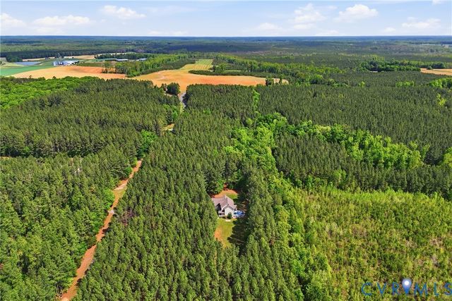 17192 Katy Ln, Beaverdam, VA 23015