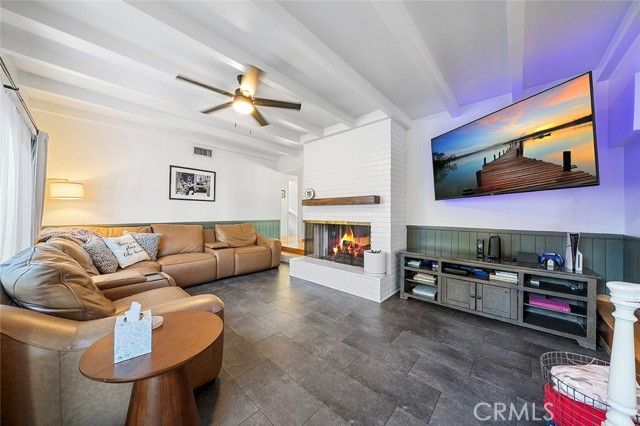 726 E Sierra Madre Avenue, Glendora, CA 91741