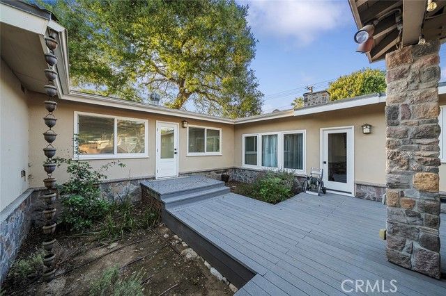 726 E Sierra Madre Avenue, Glendora, CA 91741